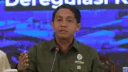 DPR Minta KPK Dalami Dugaan Raja Juli Terima Amplop dari Bupati Kuansing