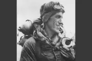 Edmund Hillary: Manusia Pertama yang Menaklukkan Puncak Everest