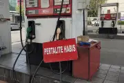 Harga Pertalite Eceran di Medan Tembus Rp 25.000 Per Botol, Ini Penyebabnya