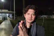 Iko Uwais Khawatirkan Kehamilan Ketiga Audy Item di Usia 43 Tahun
