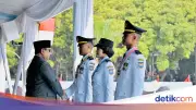 Inspiratif! Anak Buruh Asal NTT Raih Lulusan Terbaik IPDN