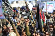 Iran Perintahkan Houthi Siap Tutup Selat Bab el-Mandeb