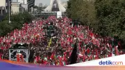 Jutaan Orang Padati Pemakaman Khamenei, Tunjukkan Kekuatan Iran?