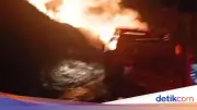 Kebakaran TPA Cipayung Depok Padam, Damkar Lakukan Pendinginan