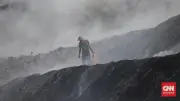Kebakaran TPA Jatiwaringin Hari ke-9, 30 Persen Area Masih Terbakar