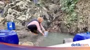 Kekeringan di Gunungkidul, Warga Jalan 2 Km 5 Kali Sehari Ambil Air