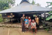 Kisah Yusmar, Yatim Piatu dari Sabu Raijua Lolos UGM