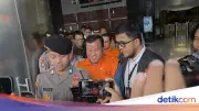 KPK Tahan Bupati Kuansing Suhardiman Amby Tersangka Suap Jual Beli Jabatan