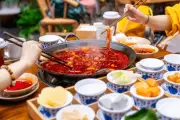 Makanan yang Bisa Merusak Sistem Imun Jika Dikonsumsi Berlebihan