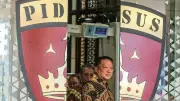 Mantan Jampidsus Febrie Adriansyah Resmi Tersangka Korupsi dan TPPU