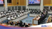 Menhut Raja Juli Absen Rapat DPR karena Umrah, Karhutla Meningkat 205%