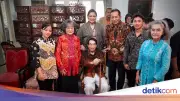 Menkop Kunjungi Rumah Bung Hatta, Tegaskan Koperasi Kembali ke Ideologi UUD 45