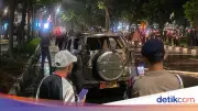 Mobil Dinas TNI Terbakar di Kwitang Jakpus Diduga Korsleting