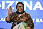 Nanik S Deyang Mundur dari Kepala BGN untuk Berobat Jantung ke Luar Negeri