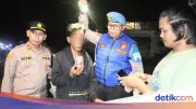 Patroli Dini Hari di Jakbar, Polisi Tangkap Pria Bawa Sabu
