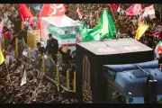 Pemakaman Khamenei: Jenazah Diarak ke Makam Suci Syiah di Irak
