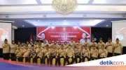 Polda Metro Beri Penghargaan untuk 25 Purnawirawan Polri