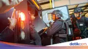 Polisi Bawa 7 Koper Berisi Emas dan Uang Asing Usai Geledah Rumah di Bogor Terkait 3 Kasus Korupsi