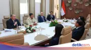 Prabowo Bertemu Tiga Mantan PM Thailand di Danantara, Bahas Investasi