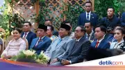 Prabowo Hadiri Pernikahan Putra Boy Thohir, Duduk Bersebelahan dengan Jokowi