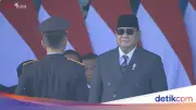 Prabowo Inspektur Upacara Hari Bhayangkara ke-80 di Cikeas