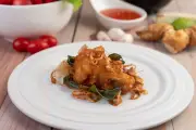 Resep Ayam Goreng Bawang Putih Empuk dan Gurih untuk Lauk Makan Siang
