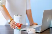 Seberapa Sering Harus Mencuci Tumbler? Ini Kata Ahli