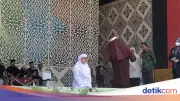 Sejoli di Banda Aceh Dihukum Cambuk 21 Kali karena Mesum Saat Live TikTok