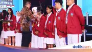 SMAN 3 Kota Sorong Juara LCC Empat Pilar MPR Papua Barat Daya