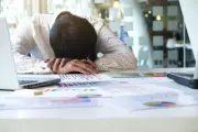 Terlalu Sering Umbar Rencana Bisa Gagal? Ini Penjelasan Psikologis