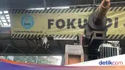Truk Nyangkut di JPO Tendean: Evakuasi Berlangsung, Lalin Macet
