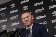 Wayne Rooney Kritik Pertunjukan Paruh Waktu Final Piala Dunia yang Terlalu Panjang