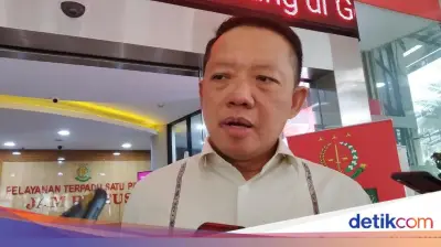 Jaksa Agung Berhentikan Sementara Jaksa Febrie Adriansyah