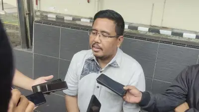 KPK Dalami Jual Beli Tanah Anwar Sadad, Saksi Anak Mangkir