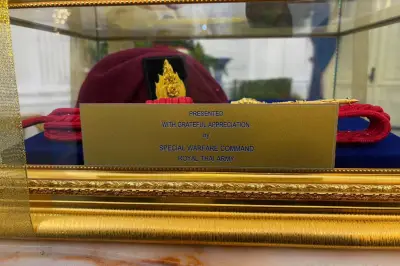 Prabowo Terima Tanda Kehormatan Militer dari PM Thailand