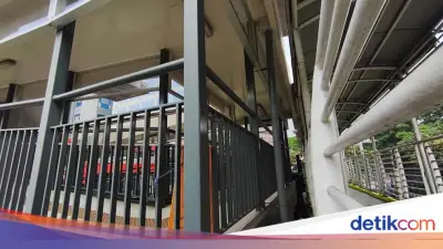 Pramono Janji Sambungkan Dua JPO Viral di Rasuna Said