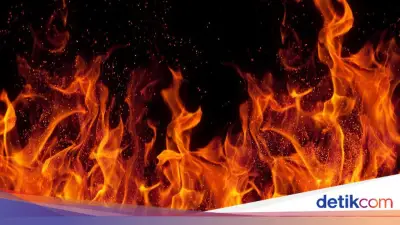 Rumah di Depok Terbakar saat Cas Sepeda Listrik Ditinggal