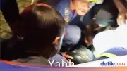 Evakuasi Dramatis Pria Terjepit Drainase di Bogor, Anak Ikut Bujuk