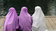 Kepsek Larang Siswi Berjilbab di Toraja Dicopot dan Pangkat Diturunkan