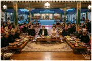 Ladosan Dhahar Dalem: Tradisi Unik Keraton Yogyakarta untuk Sultan