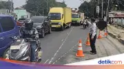 Macet di Cakung dan Ciracas Jaktim, Ini Pemicunya