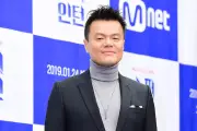 Park Jin Young Ungkap Hubungannya dengan Bang Si Hyuk di Acara Variety Show