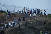 Sebanyak 48.300 dari 60.000 Migran di Ceuta Kembali ke Maroko
