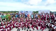 Tri Tito Karnavian Salurkan Bantuan Sekolah Rakyat di Biak Numfor